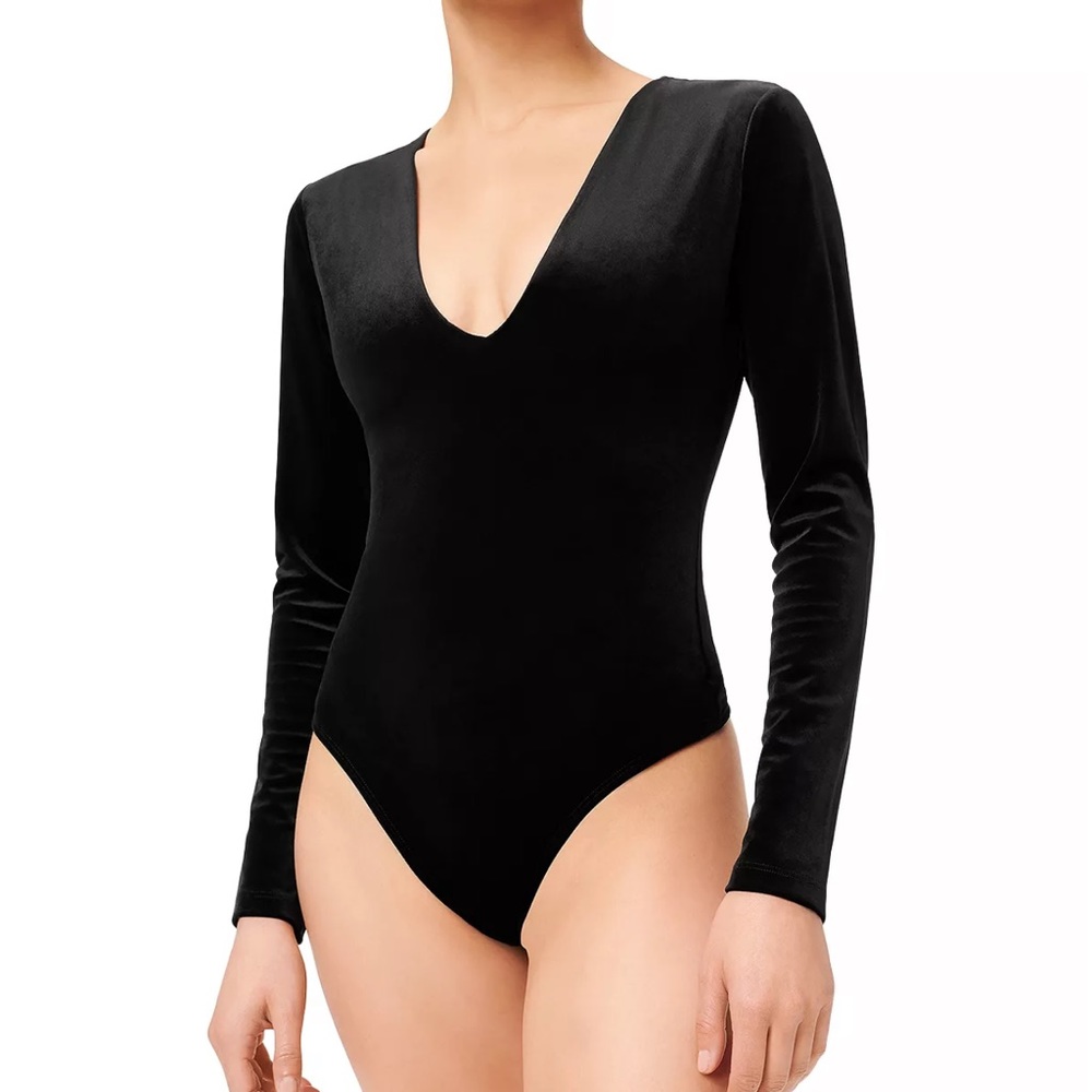 Good American • Deep V Long sleeve velvet bodysuit